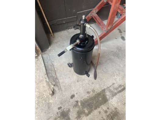 Uşak Kardeşler Oto Tamir Yol Yardım