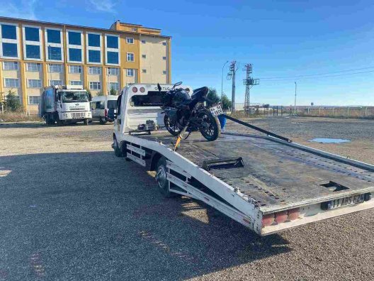 Sivaslı’dan Uşak Merkeze Oto Çekici Hizmeti Nasıl Olmalı? - CWSDETAİLİNG OTO KURTARMA ÇEKİCİ – UŞAK