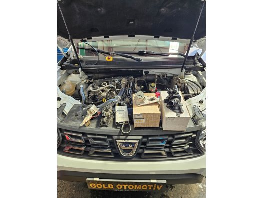Uşak Renault Oto Tamirci: 1.3 TCe Su Pompası, Devirdaim ve Alternatör Kayışı Değişimi